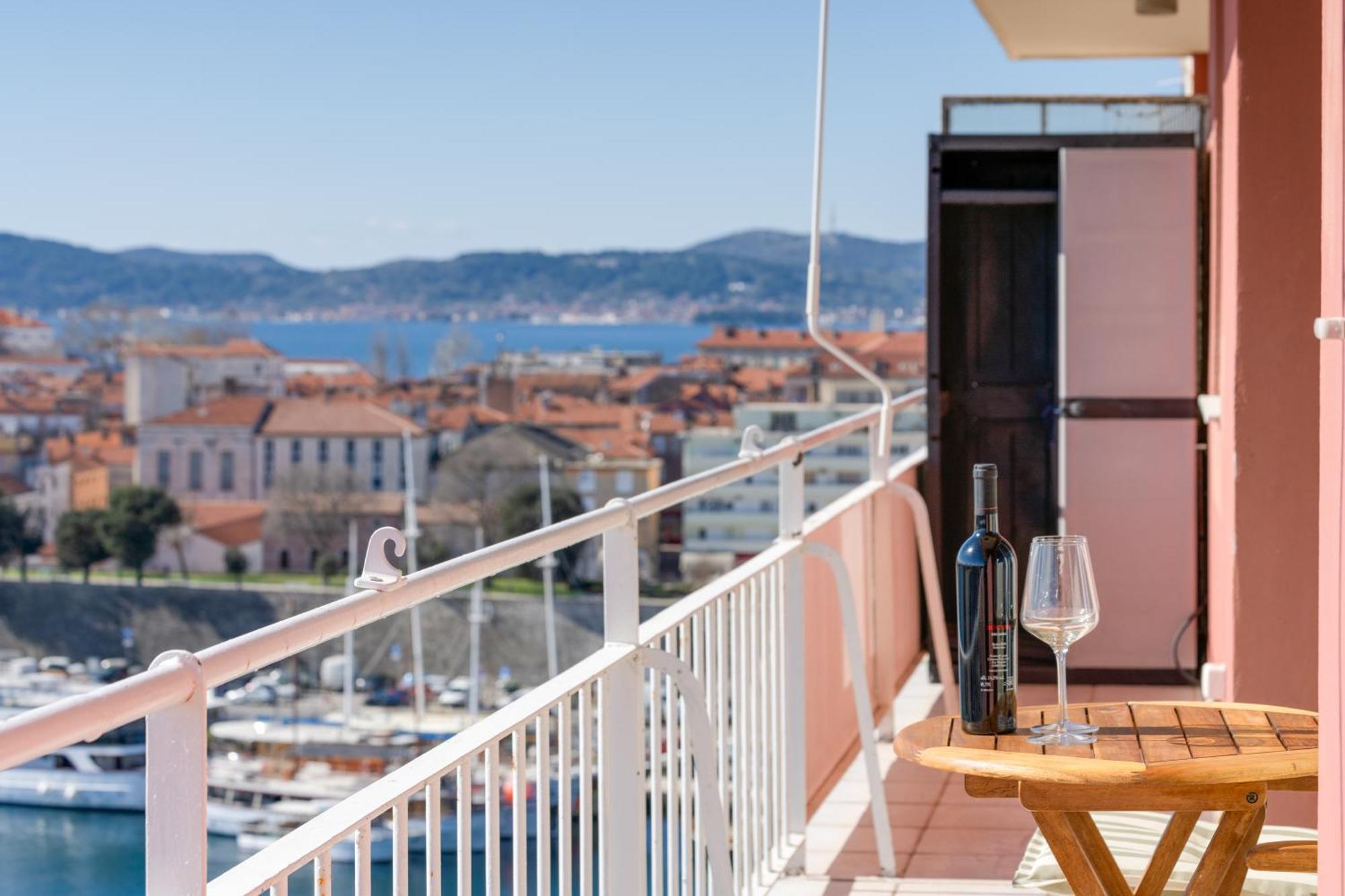 Appartement To-do Bridge Center Sea View